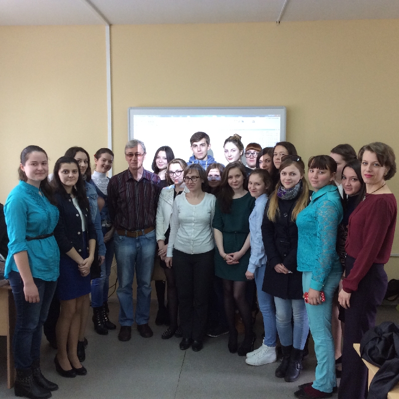 Студенты-литераторы на встрече с писателем А. Слаповским